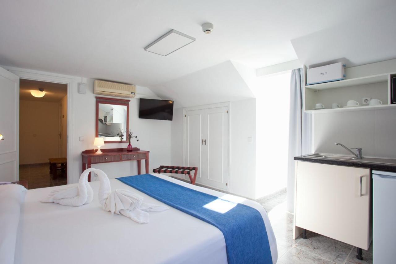 Apartamentos Cala Murada Tennis Kültér fotó