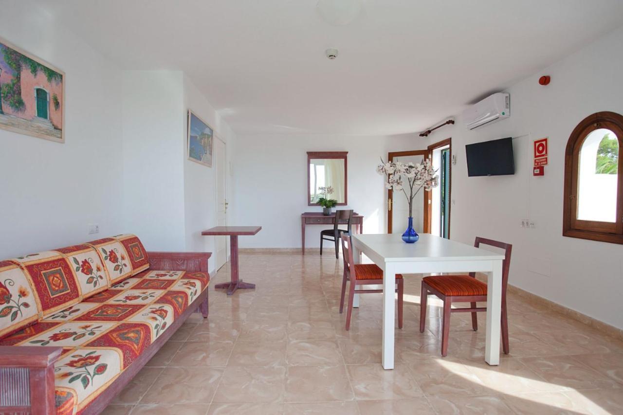 Apartamentos Cala Murada Tennis Kültér fotó
