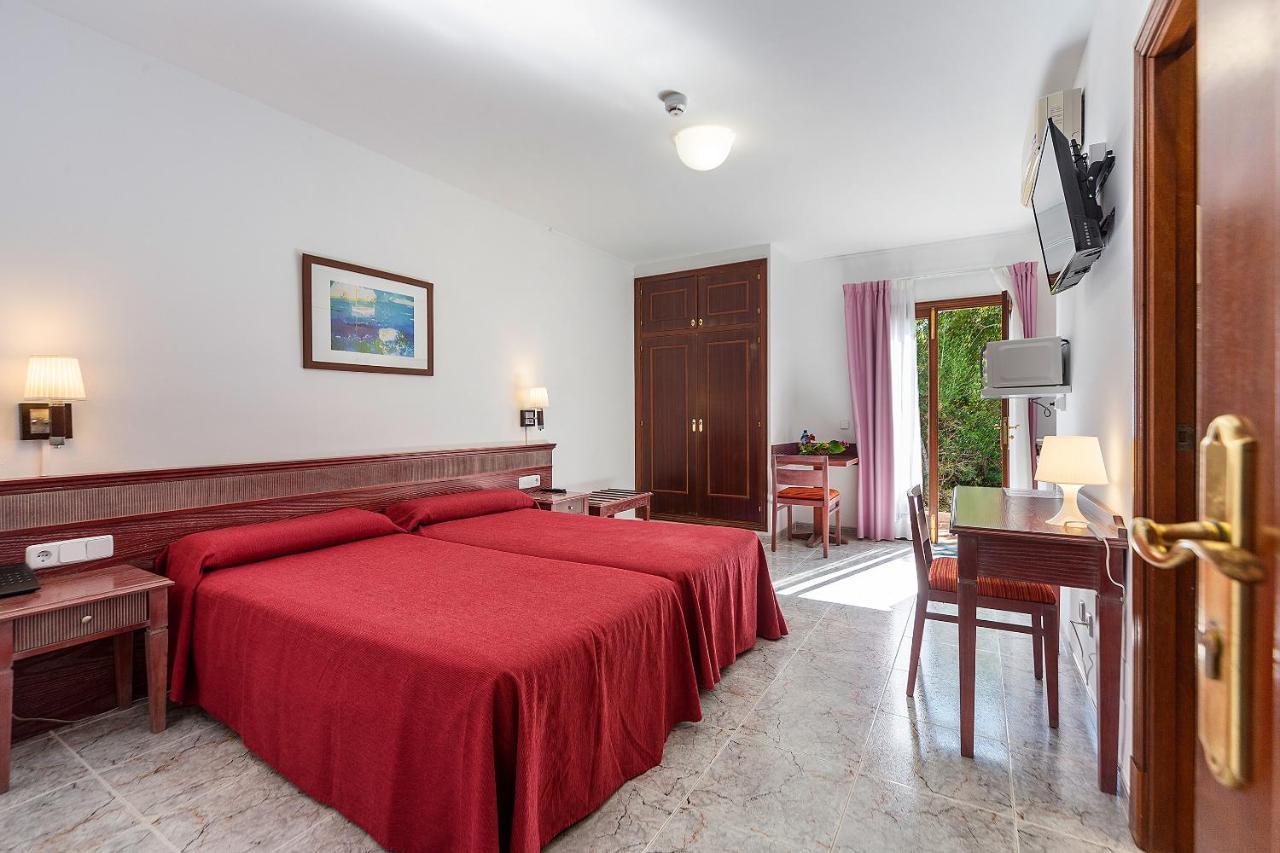 Apartamentos Cala Murada Tennis Kültér fotó