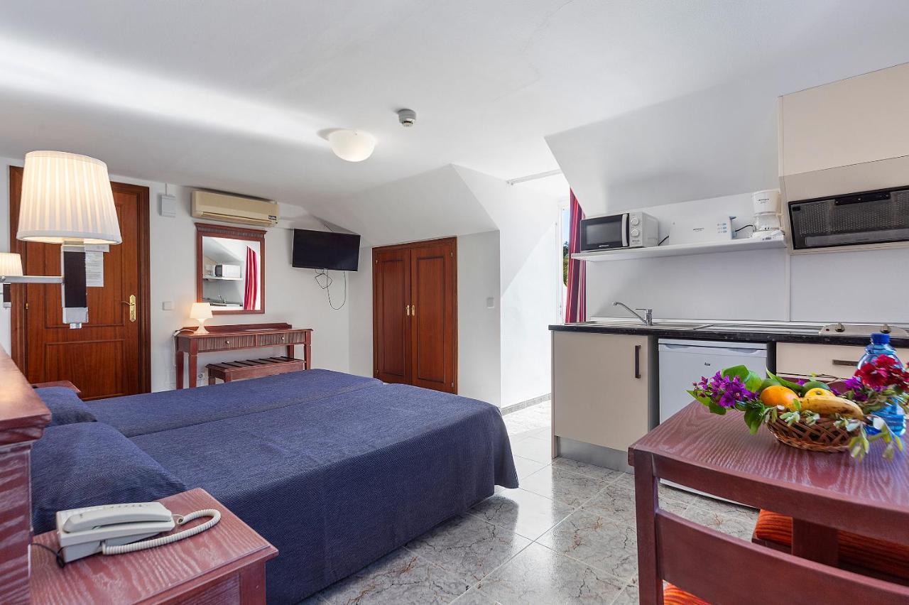 Apartamentos Cala Murada Tennis Kültér fotó